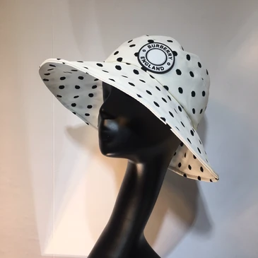 Burberry Fashion Women Caps #24886