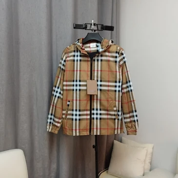 Burberry Unisex Fashionable Jackets #22384