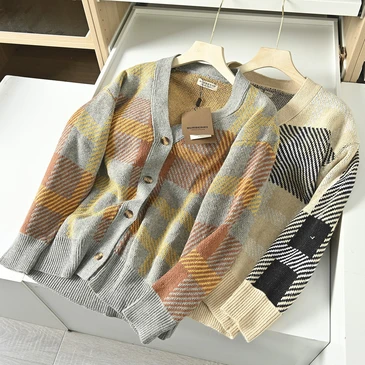 Burberry Unisex Fashionable Sweaters #24599