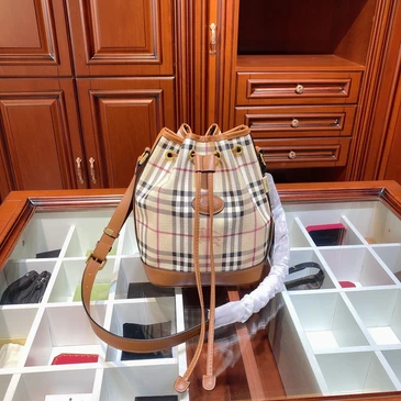 Burberry Fashionable Handbags #21214