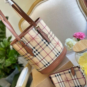 Burberry Fashionable Handbags #21110