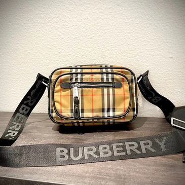 Burberry Unisex Fashionable Messenger Bags #21102