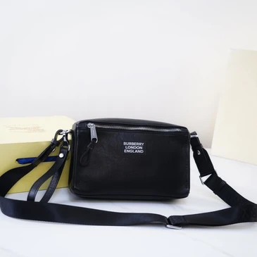 Burberry Fashionable Messenger Bags #21125