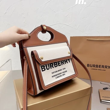 Burberry Fashionable Messenger Bags #21229