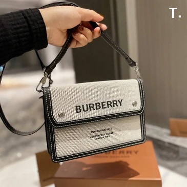 Burberry Fashionable Messenger Bags #21154