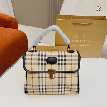 Burberry Fashionable Messenger Bags #20806