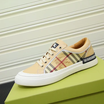 Burberry Men Fashionable Casual Shoes #21431