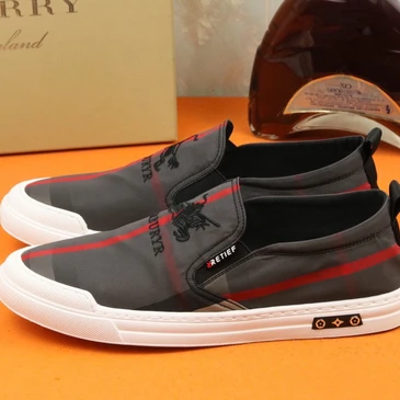 Burberry Men Fashionable Casual Shoes #21812